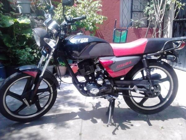 Moto en buen estado y economica -12