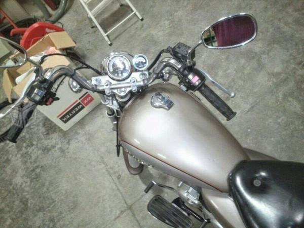 Motocicleta Yamaha Visión -03