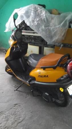 Moto Italika150