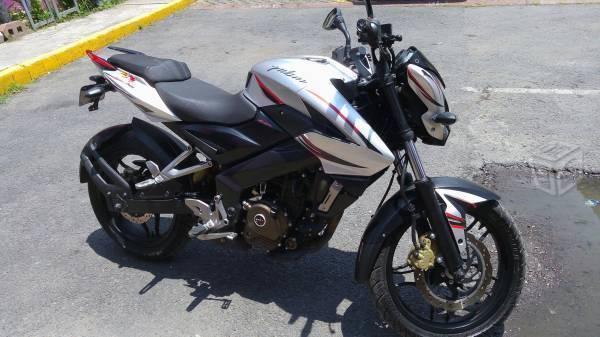 V/c bajaj pulsar 200ns -15