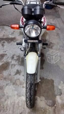 Honda cargo 125. Único dueño -10