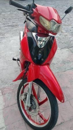 Moto italika 110 color rojo venta cambi -13