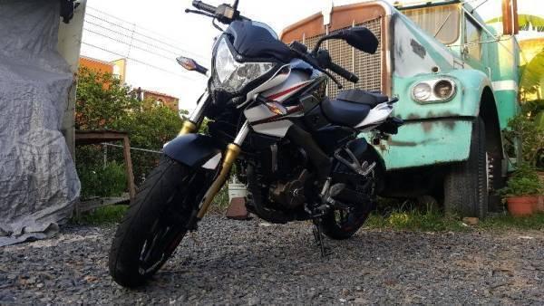 Pulsar NS200 Completa -14